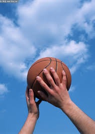 戈贝尔篮下1抢4点出篮板 爱德华兹连续闪躲暴力炸筐